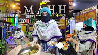 Hard Working Lady Selling Roadside Food | Egg Anda Bun Kabab | Zinger Burger | Crispy French fries