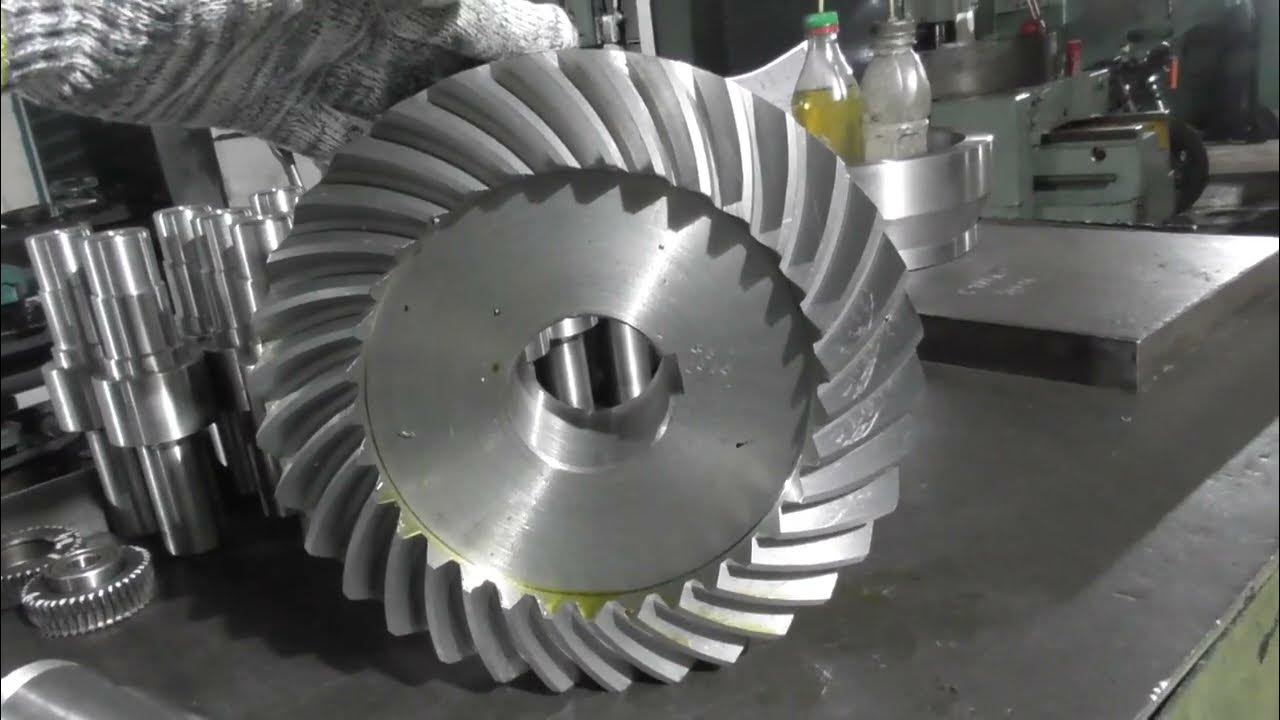 Шестерня с круговым зубом. Станок для нарезания зубьев. Зуборезный станок с чпу для изготовления конических шестерен 5с280пфз. Фреза зуборезная торцевая. Червячная передача.