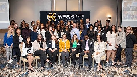 Students and Industry Collaborate on Healthcare Informatics Research