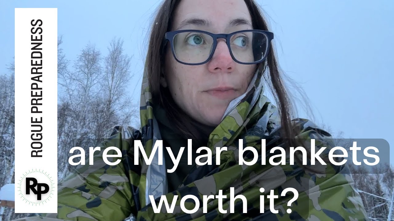 How a Mylar Blanket Can Save Your Life in Extreme Cold - 30 Days of ...