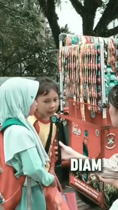yurika kasian, malah di jadiin lagu kaya gini 😔#shorts