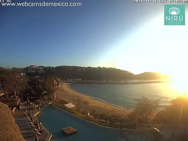 Bahía Santa Cruz en Huatulco, Oaxaca - EN VIVO Webcams de México