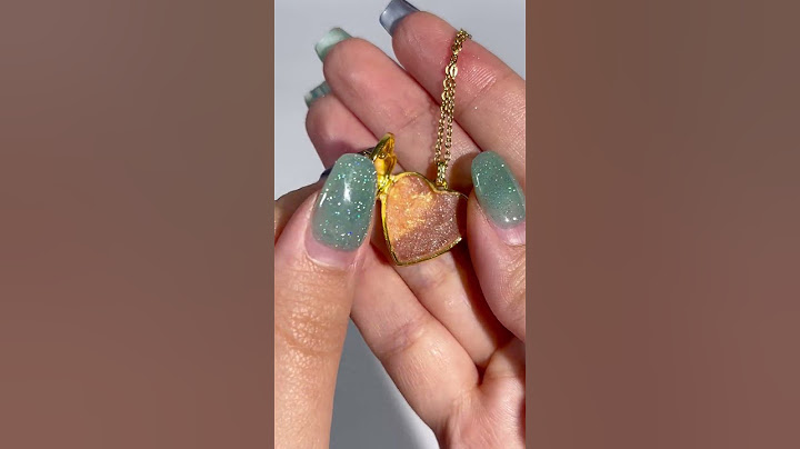 DIY Locket Lipstick?! 🤩