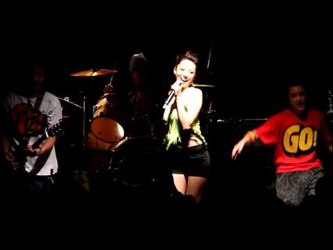 2010墾丁春天吶喊...Circus_舞孃...[悠遊墾丁]