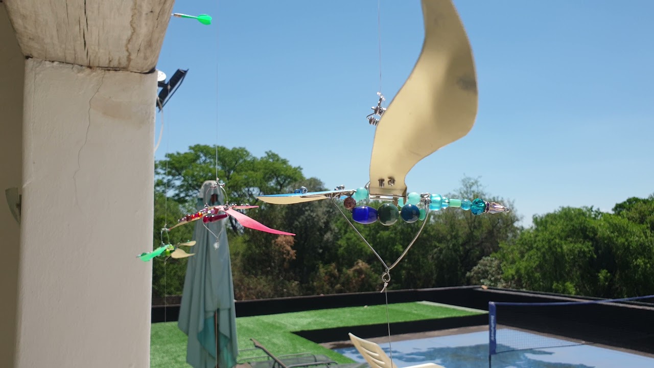 "Птица счастья» -Кинетическая микроскульптура для сада и офиса.