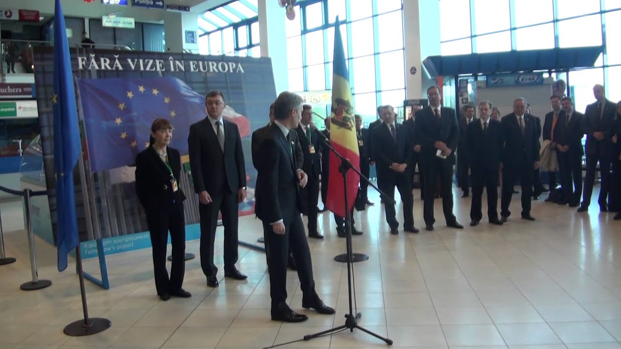 Moldovenii circula fara vize in UE