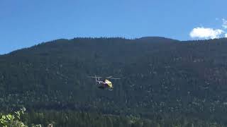 Aerospatiale AS-350 B2 Ecureuil landing at Nelson CZNL. Aerospatiale AS-350 B2 Ecureuil landing at Nelson CZNL.