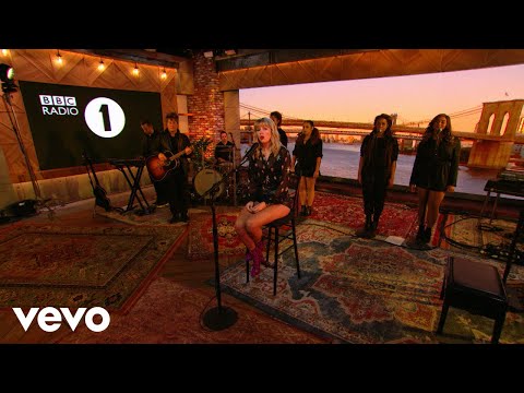 Taylor Swift - Can&#039;t Stop Loving You (Phil Collins cover) in the Live Lounge