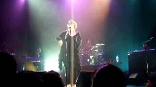 Cold Shoulder- Adele-Montreal 04.28.09