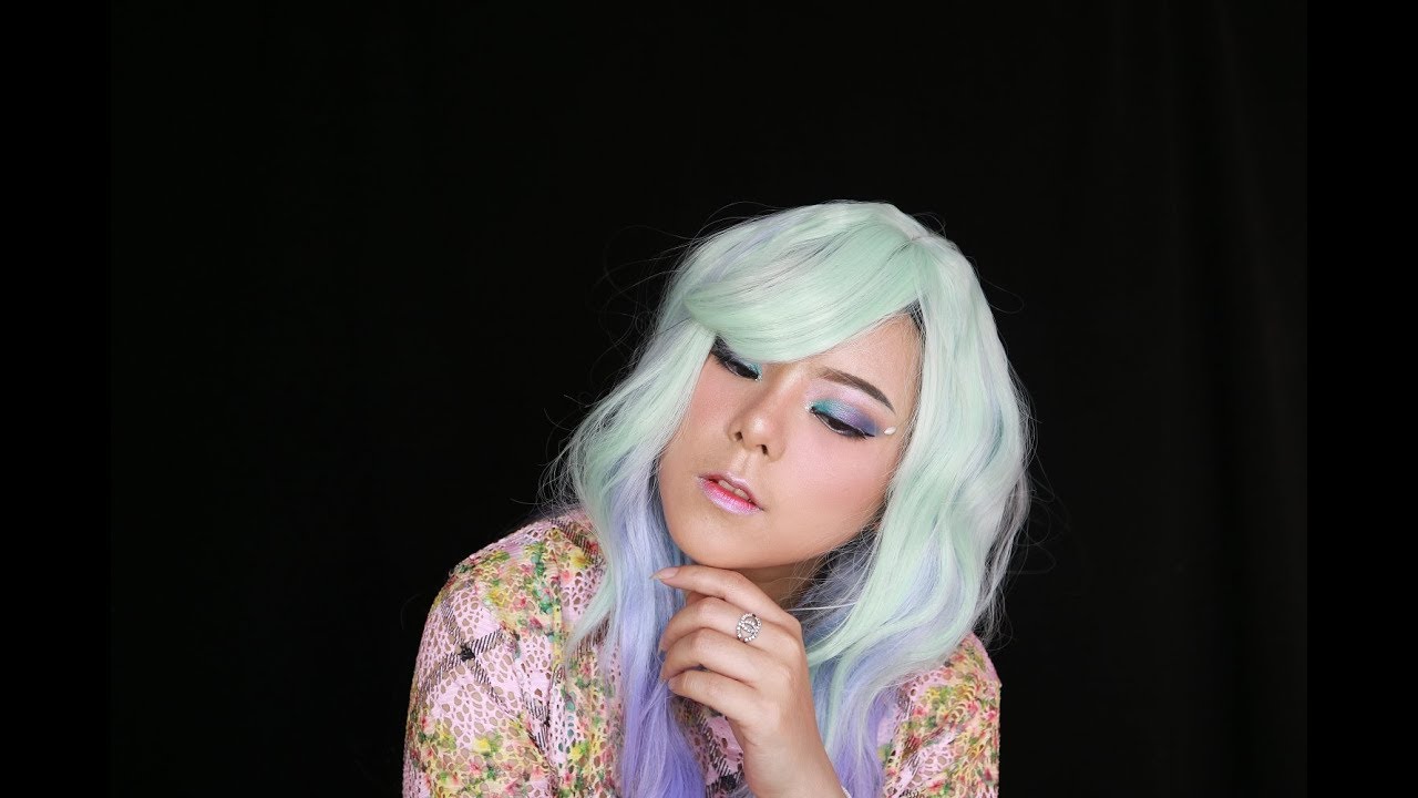 Unicorn Eyes - Makeup Tutorial