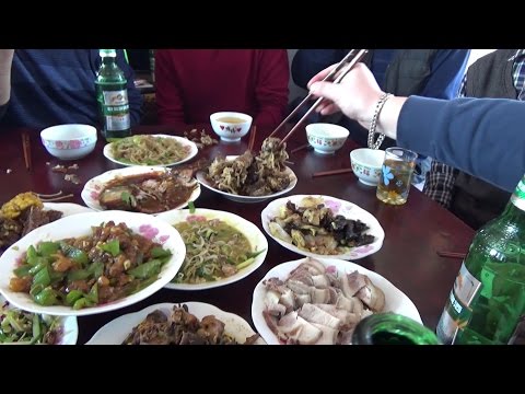 видео: Деревенский Китайский Новый Год - Жизнь в Китае #72