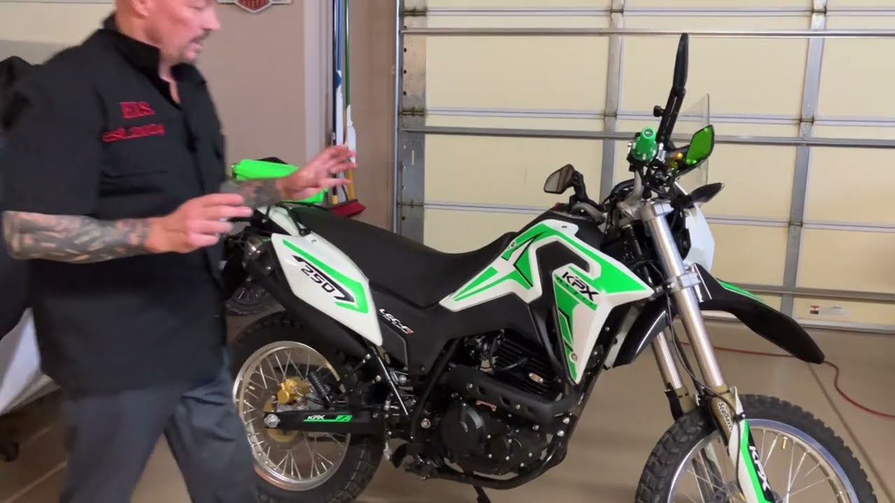 Lifan KPX 250cc - OIL CHANGE And Additional SERVICING Considerations.