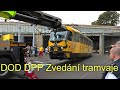 Ukázka zvedání tramvaje autojeřábem na dni otevřených dveří DP Praha | 8K HDR