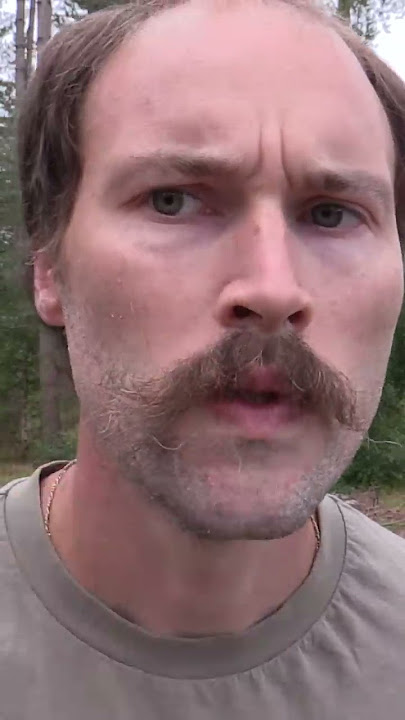 Shaves Beard Looks....DIFFERENT 🪒 #shorts