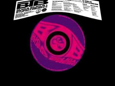 Luvraw feat. Costa De Palma ♪ Kiss -接吻- - YouTube