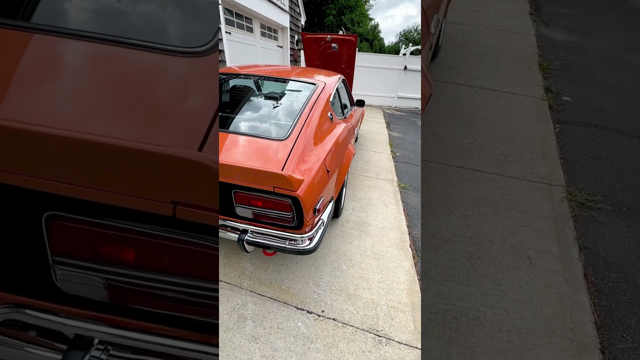 モータートレンド - ロードキル '71 ダットサン240Z モータートレンド