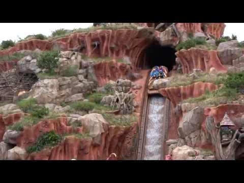 ♥DisneyWorldスプラッシュマウンテン プルバックトイ。11/１7値下げ 落ち方も十人十色、スプラッシュ・マウンテンの落下をただただ眺める