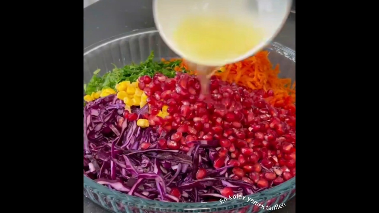 Yok böyle Lezzet Bunu Yemeden Duramıyorum😋Açıklamada Tarif➡️ kış salatası nasıl yapılır #shorts Yok böyle Lezzet Bunu Yemeden Duramıyorum😋Açıklamada Tarif➡️ kış salatası nasıl yapılır #shorts