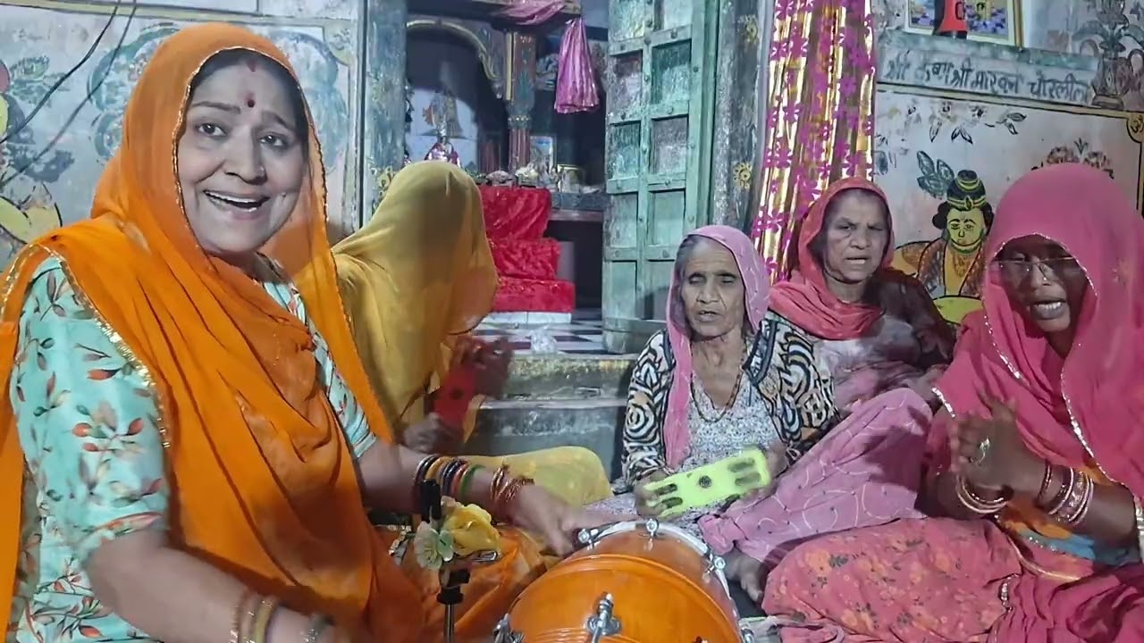  🌸 फागुन स्पेशल भजन – आज बिरज में होली रे रसिया |  #holibhajan 