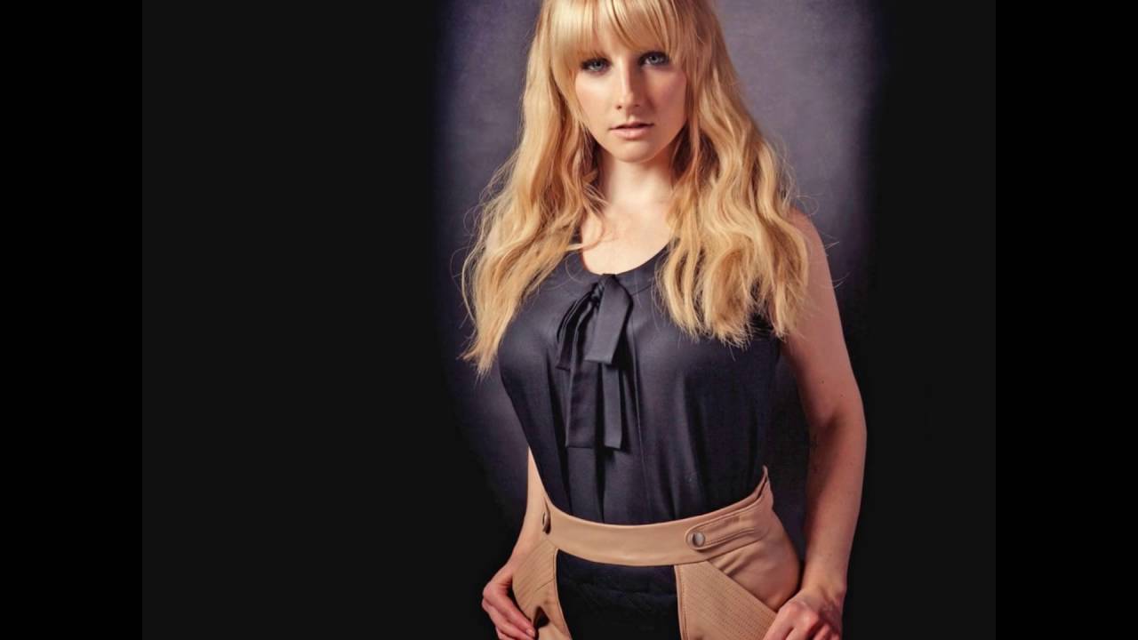 Melissa Rauch Top Ten Sexy Photos Of All Time Youtube