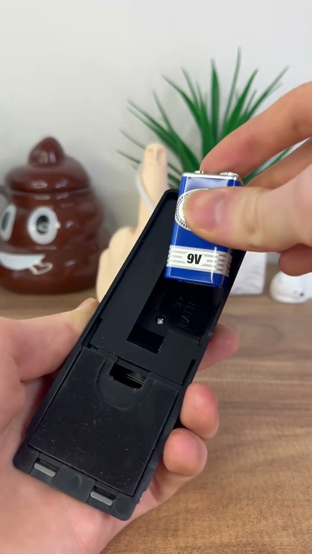 ?Portable Wireless Alarm Door Stopper - Product Link in Bio ( # 2081 ) ‪@MaviGadgets‬