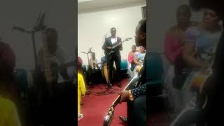 Download Lagu Yesu Unibebe ku mugongo MP3