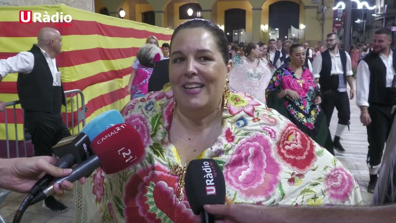 261 parelles participen en el tradicional Ball de Mantons d'Ulldecona