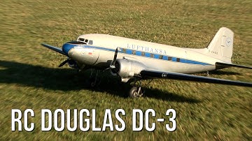 Wow! Beautiful Retro RC Airliner Douglas DC- 3  Huge Scale Model Flying Perfectly