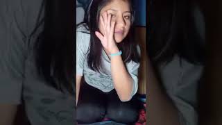 Telanjang....kepanasan Di Kamar