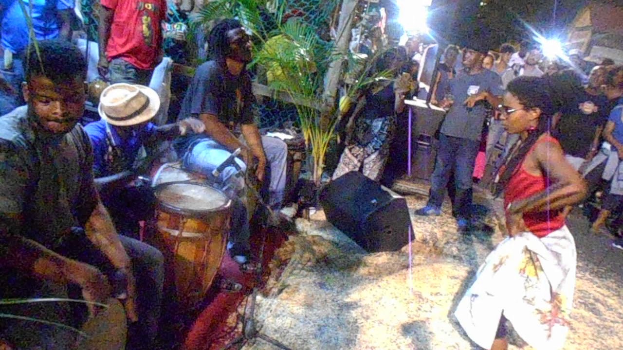 Owèl NICOISE lévé la vwa Bastè pou LEWOZ a VOUKOUM.Mawkè an mwen Sadi SAINTON,chenbé sa dansè.KA'la