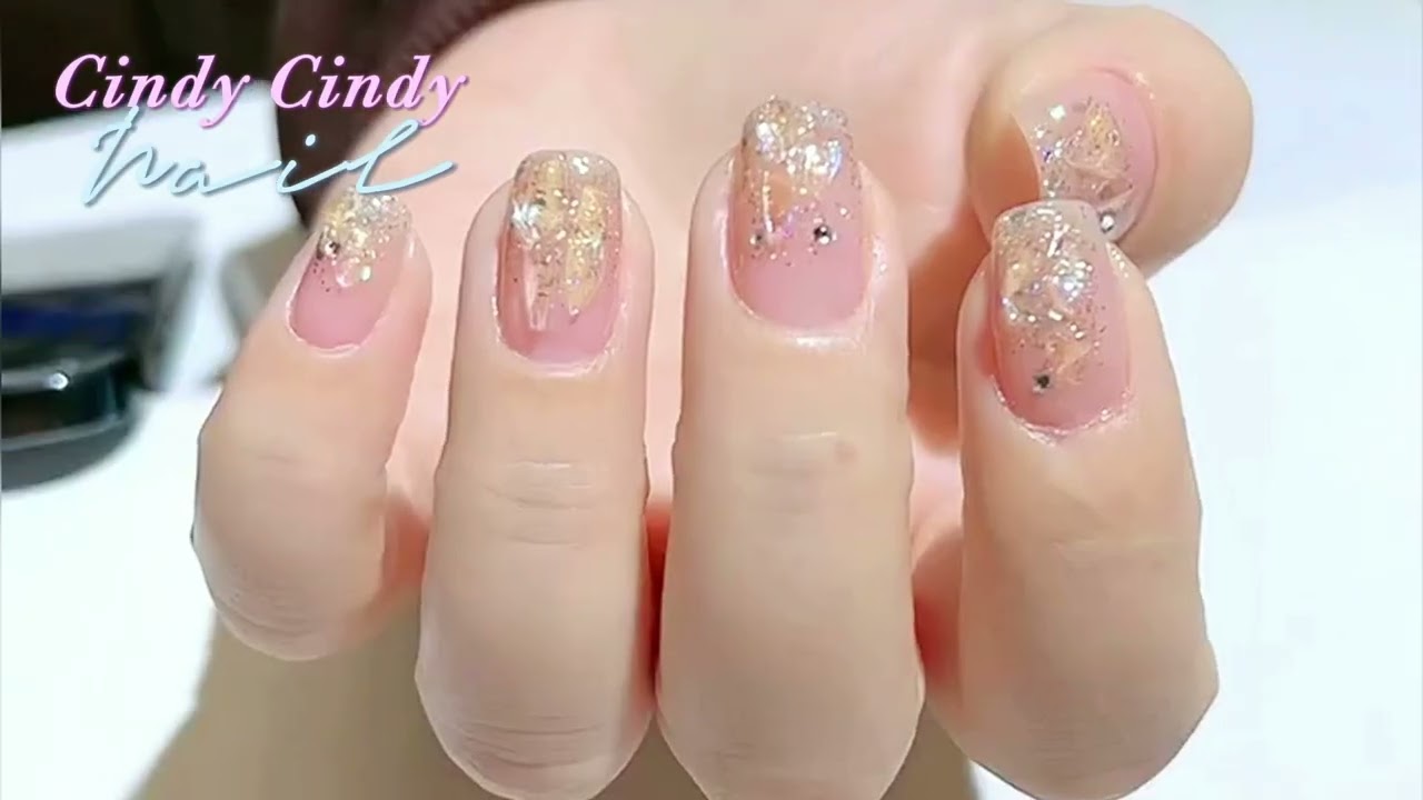 3 Ways to Create Beautiful Ombré Nails - YouTube