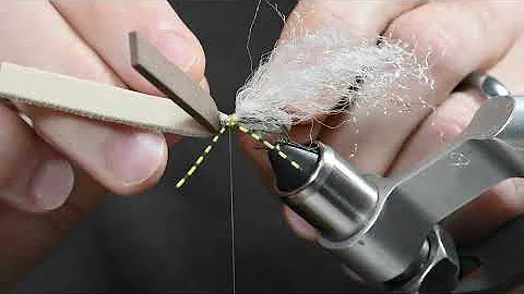 This fly catches fish everywhere - Fly Tying - "To...