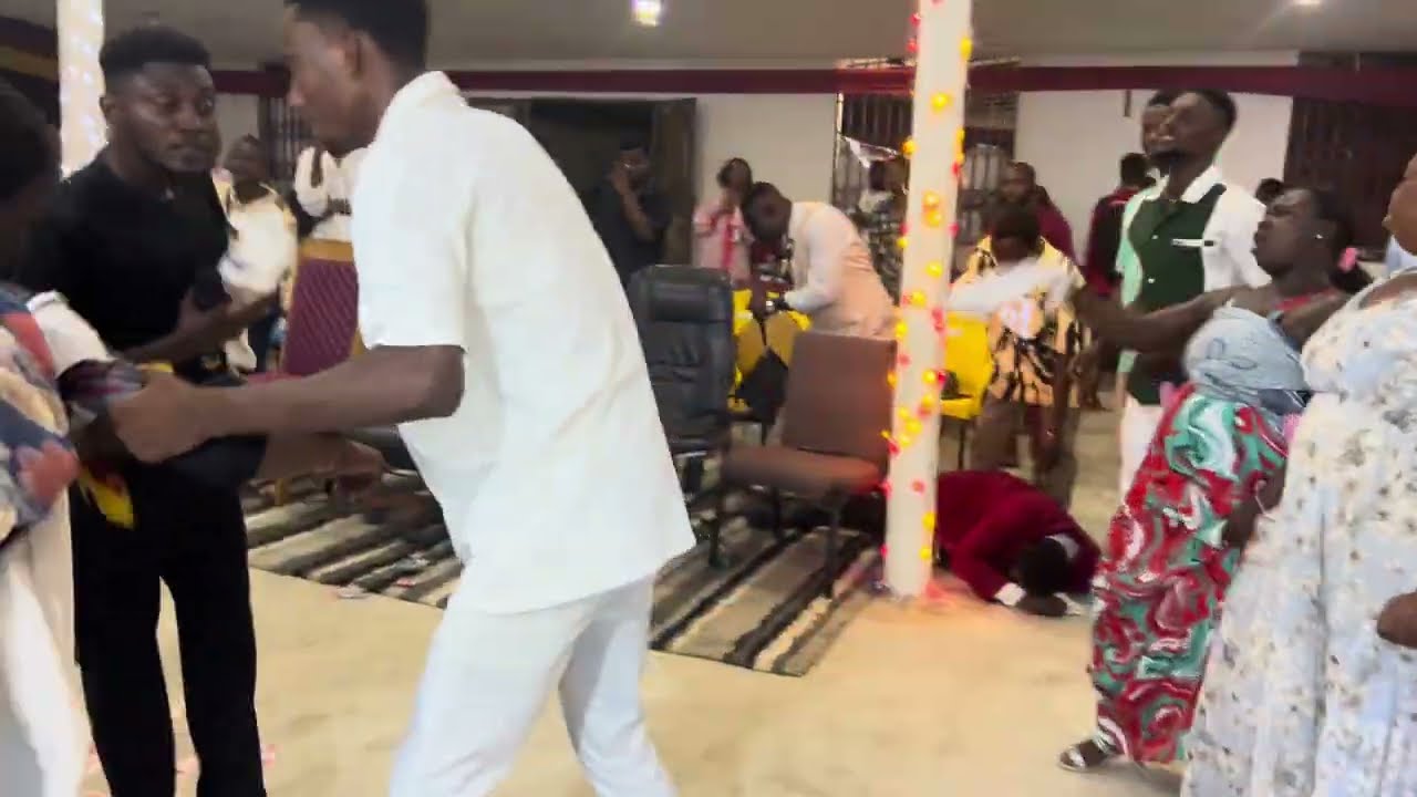 OMG 😱 HEART OF WORSHIP 🔥….PAA KAY JNR  CARRIES 🔥 .. SEE GRACE 