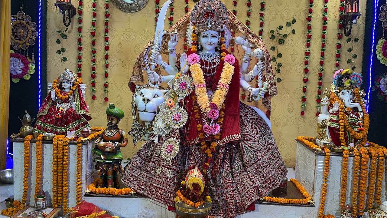Sai Rathan sai ratan is live बड़ी दुर्गा महारानी मंदिर - YouTube