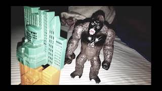 If Kong Defeated Godzilla (Toy Battle Footage) Read Description.