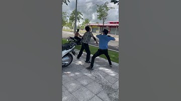 Hai tên cướp tấn công bảo vệ và cái kết