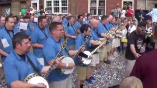 2017 QCSB Serenade  Fralinger String Band 'Flickers' (1986)