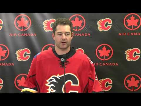 Amanda Elliott NHL Flames Brian Elliott's Wife (bio, wiki)