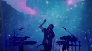 Gryffin & Seven Lions ft. Noah Kahan - Need Your Love (GRAVITY LIVE from THE SHRINE)
