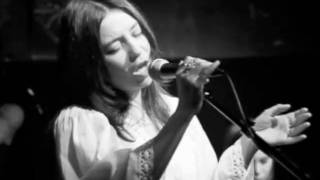 Kelli Ali Rocking Horse Live