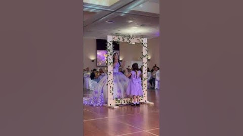 Victoria’s mirror dance #djponcesa #quinceañera #sanantonioquinceañera