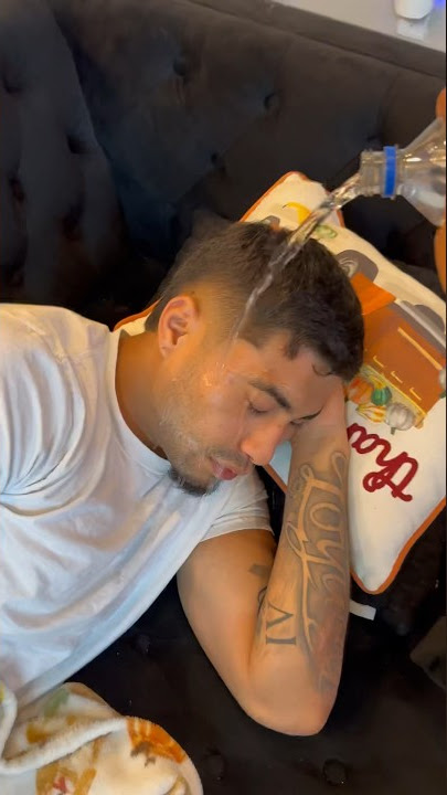 Mom catches dad sleeping while watching daughter and son #shorts