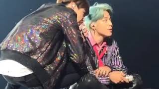 방탄소년단 Bts 181020 Lys Tour In Paris Jimin & Jungkook