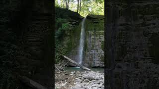 Один из водопадов за Богатырем на реке Куаго
