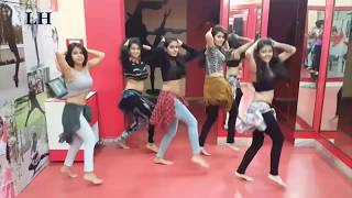 college Group Dance#Tu cheez badi hai mast mast full masti