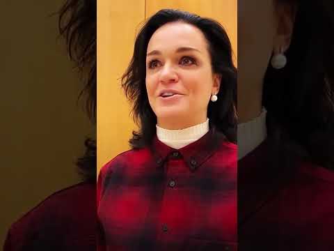 Певица Слава шокировала своим нарядом на свадьбе дочери #shorts
