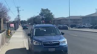 Kennewick Fire Department Medic 1822 and Engine 1812 Responding