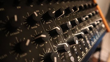 PYSHTORIAL #7 MFB Tanzbar with Arturia Beatstep Pro (Sounds, Demo, Sequencer)