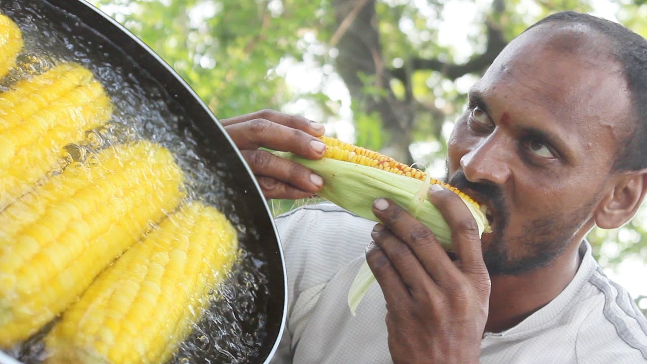 How To Cook Spicy Sweet Corn Recipe || Indian Street Food || Masala Sweet Corn Recipe | Myna Street Food