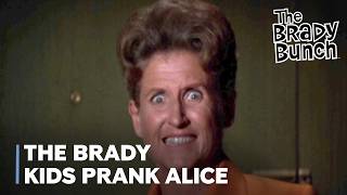 The Brady Kids Prank Alice with a “Haunting”